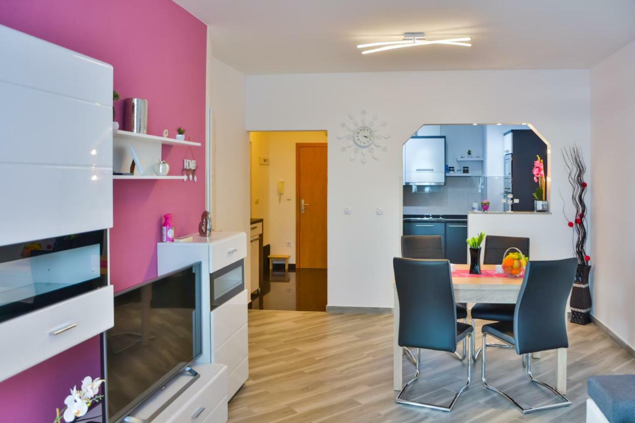 Apartment Klaudio เซนญ์ ภายนอก รูปภาพ