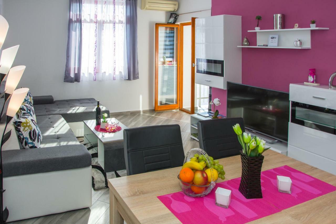 Apartment Klaudio เซนญ์ ภายนอก รูปภาพ