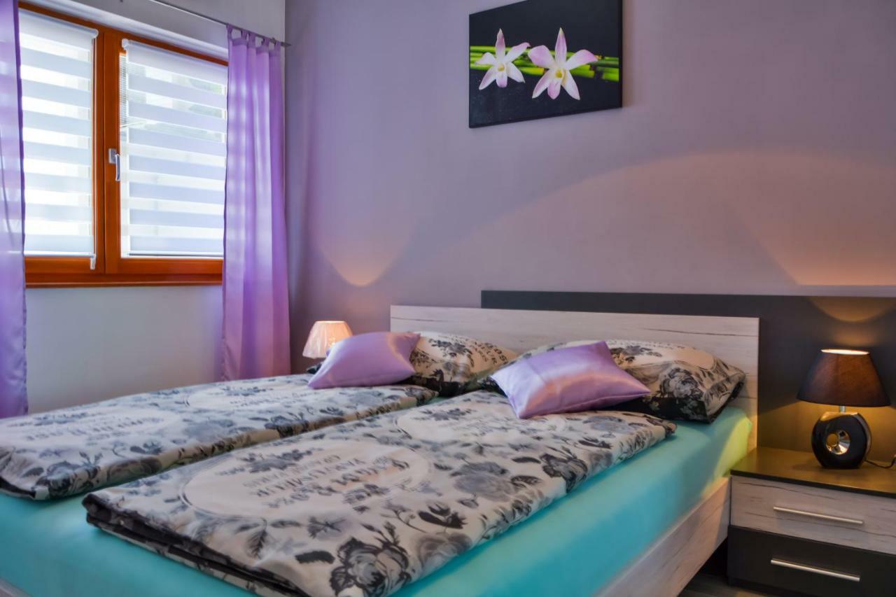 Apartment Klaudio เซนญ์ ภายนอก รูปภาพ